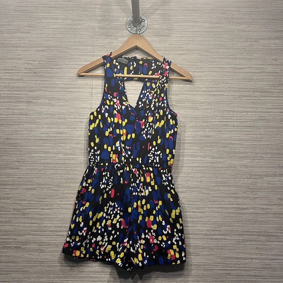 Collection of 4 rompers, various brands size Small - Picture 5 of 6